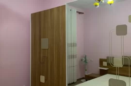 Apartament 4+1 me qera në “Laprakë”, Alquiler