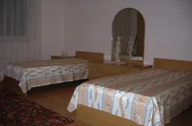 Apartament 2+1+2 me qira, Rr.” Him Kolli”, Tirane, Location