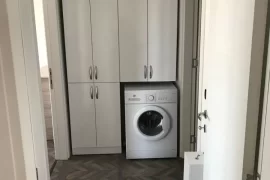 Apartament 2+1 me qira  Rr Kosovareve , Qera