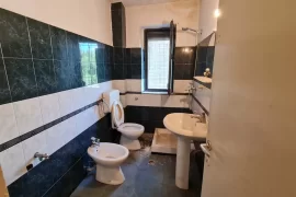 Shitet apartament  1+1, Venta