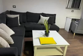 Jepet me qira APARTAMENT 1+1 Riza Cerova, Miete