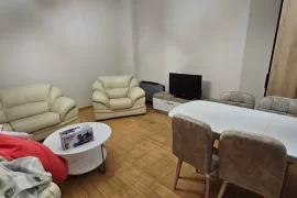 Jepet me Qera Apartament 3+1...!!, Ενοικίαση