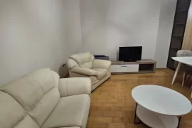 Jepet me Qera Apartament 3+1...!!, Ενοικίαση