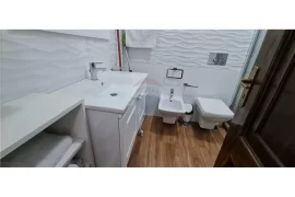 Apartament 2+1 me Qera, Myslym Shyri, Ενοικίαση