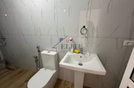 Apartament 2+1 në shitje në Xhamllik, Verkauf