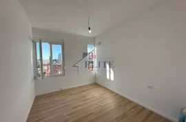 Apartament 2+1 në shitje në Xhamllik, Vente