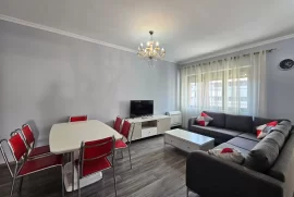 Apartament me qira tek Rruga Kavajes , Venta