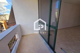 SHITET APARTAMENT 1+1/21 Dhjetori, Πώληση