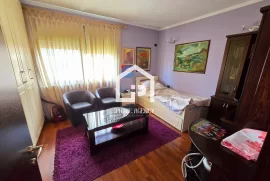 SHITET: Super APARTAMENT 2+1+2/ Pranë Market Joena, Eladás