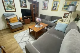 Bulevardi Zogu i I-rë, apartament 1+1 me qira, Ενοικίαση