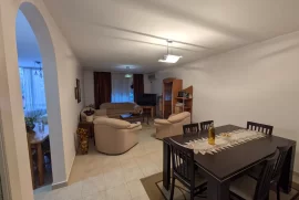 Apartament per shtje ne Laprake , Vente