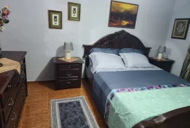 JEPET ME QIRA: Apartament 2+1/ Rruga Elbasanit/, Qera