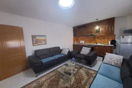 Apartament per shitje tek Martienti RI, Venta