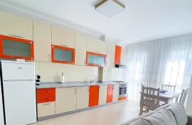 Apartament me qira tek Rruga e Kavajes, Qera