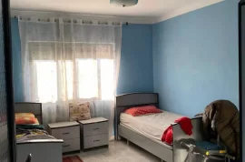 Apartmanet ne shitje, Shitje