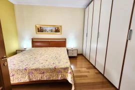 Bllok ???? Apt 2+1+2wc & ** Post Parkimi  , Location