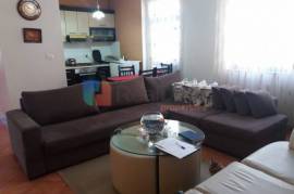 Ne Rrugen E Kavajes Shitet Apartament 2+1, Vente