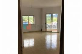 Ne Fresk, Shitet Apartament 2+1+2 , Vente