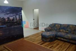 Prane Tregut Elektrik Jepet Me Qira Apartament 2+1, Ενοικίαση