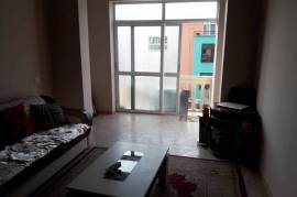 Shitet apartament 1+1 në “rrugën e Durrësit”., Eladás