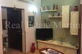 JEPET ME QERA APARTAMENTI 2+1, Location