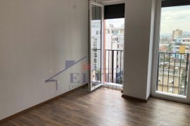 Shitet super apartament 2+1 tek 21 Dhjetori., Venta