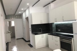 APARTAMENT ME QERA 2+1 TE BRRYLI , Ενοικίαση