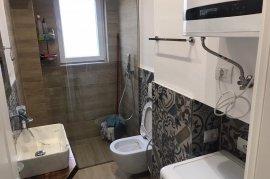 APARTAMENT ME QIRA 1+1, RRUGA E KAVAJES , Ενοικίαση