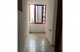 JEPET ME QERA APARTAMENT NE VOLLGA 3+1, Location