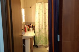 APARTAMENT ME QIRA 1+1 TEK RR.ELBASANIT, Bérlés