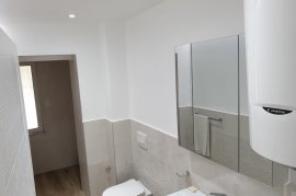 APARTAMENT ME QIRA 1+1, ZOGU ZI, Huren