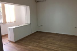 APARTAMENT PER QIRA 3+1 TEK RRUGA SAMI FRASHERI , Alquiler