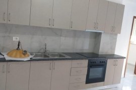 APARTAMENT ME QIRA 2+1 BOSH TEK PAZARI I RI, Ενοικίαση