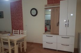 APARTAMENT 2+1 PER QIRA TEK RRUGA E KAVAJES , Alquiler