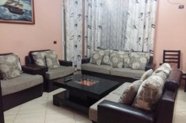 APARTAMENT ME QIRA 2+1 TEK KOPSHTI BOTANIK, Miete