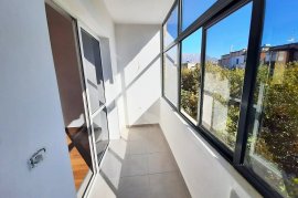 Ne Brryl (Rr.Kryesore) Shitet Apt 2+1+3bllk, Vente