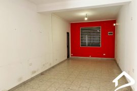 Jepet me qira njesi tregetare sip 81m2, Location