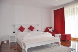 Apartament 3+1 per shitje prane ish-Ekspozites, Πώληση