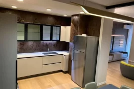 Super Apartament me qira, Blloku, Ενοικίαση