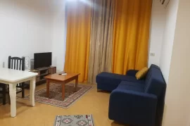 Apartament 1+1 me qira, Komuna e Parisit, Tirane✔️, Alquiler