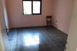  Shitet Apartament 2+1, Πώληση