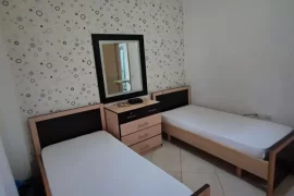 Jepet me Qera Apartament 2+1 pazari ri, Qera