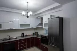 Jepet me Qera Apartament 2+1 pazari ri, Qera