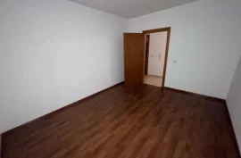 Shitet Apartament 2+1 , Πώληση