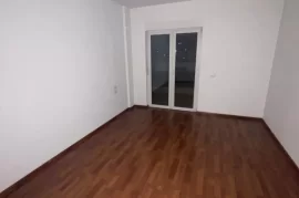 Shitet Apartament 2+1 , Shitje