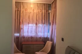 Jepet me Qera Apartament 1+1 rruga kavajes, Ενοικίαση