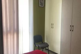 jepet me qera apartament 2+1, Ενοικίαση