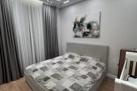 SHITET... APARTAMENT 2+1 TE ISH UZINA DINAMO, Shitje