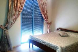 Apartament modern me qira ne Bllok, Location