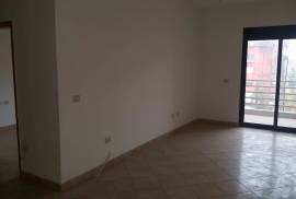 Apartament 1+1 ne Komune te Parisit, Shitje